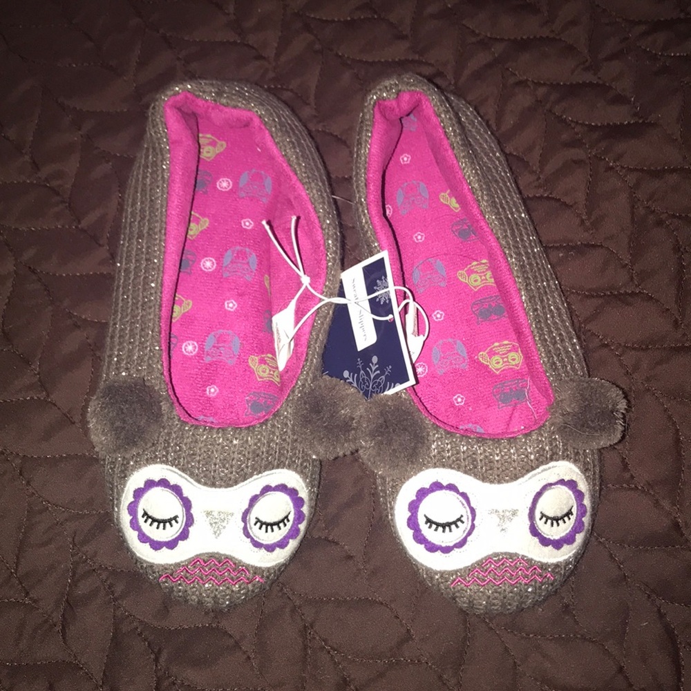 Women’s Sweater Slippers